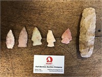Group of arrowheads and primitive tools
