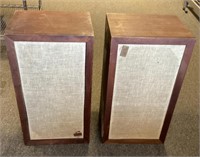 AR-3A cabinet speakers