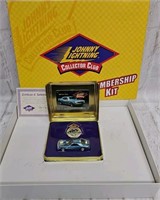 Johnny Lightning 1968 Yenko Camaro Membership 1:64