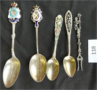 5 Spoons I could not read Maybe Sterling?