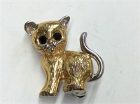 Vintage Mini Butler Cat Pin With Black Rhinestone