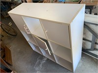 Shelf unit/ Cabinet