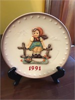 Vintage Hummel Collector Plate 1991