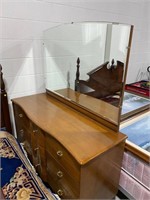 KNECHILL SOLID WOOD DRESSER WITH MIRROR