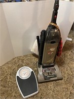 Vacuum Cleaner & Scale
