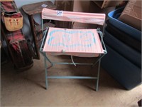 VINTAGE DOLL & BATH FOLDING STAND