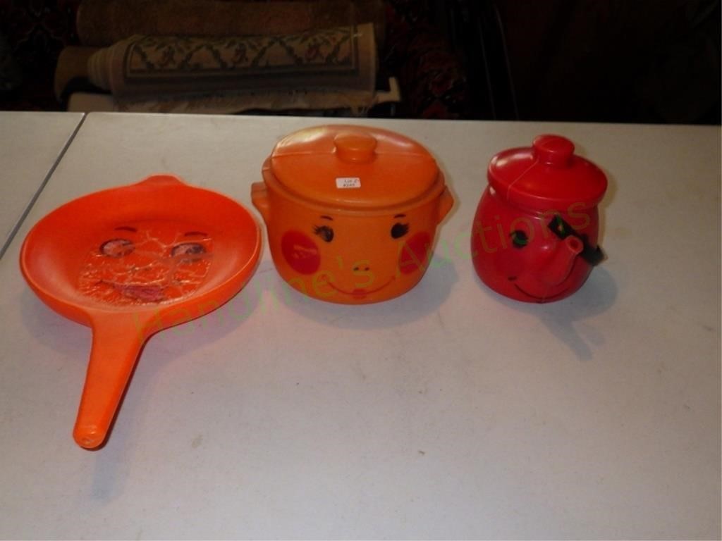 Tanda Toys Blow Mold Kitchen Playware England