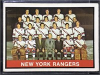 74-75 OPC New York Rangers Team Card #370