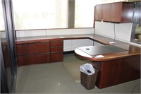 Large office setup: U shaped Desk with under count