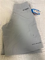 youth Columbia shorts size YL