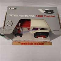 Ertl International 1468 tractor 1/16 scale