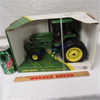 Ertl JD 7800 tractor w/certificate of authenticity