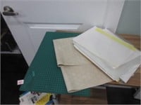 Cutting Mat & Paper