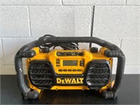 DEWALT WORKSIT GHETTO BLASTER / RADIO #DC012