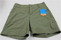 Columbia Green Shorts size Womens 4