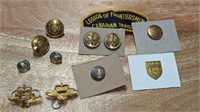 Lot of Early Military Buttons patches +