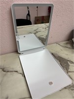LED portable vanity mirror