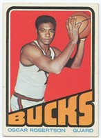 1972-73 Topps Oscar Robertson Milwaukee Bucks #25