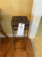 plant stand 22"t x 8" square