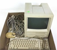 Macintosh Se Computer, Keyboard, Manual