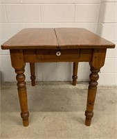 Antique Single Drawer Turned Legged Table
