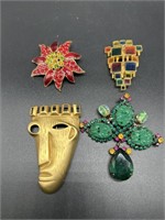 (4) Vintage Brooches, as pictured