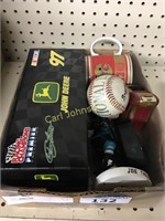 BOX W/SPORTS COLLECTABLES