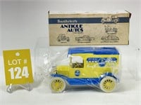 Chiquita Bananas Car & Banthrico's Antique Autos