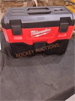 Milwaukee M18 2gal Wet/dry vacuum w/ battery