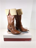 NEW Hushpuppies Women's Boots (Size: 7 1/2)