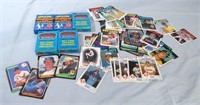 200 + 1985/86 BASEBALL TRADING CARD COLLECTION