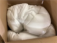 Pillow top mattress pad-slight use. Size unknown