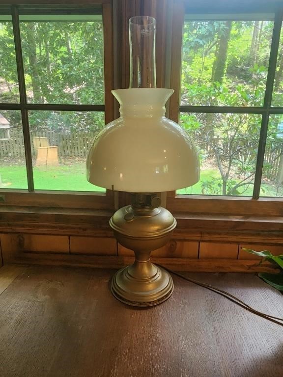 Vintage Electrified Aladdin Lamp