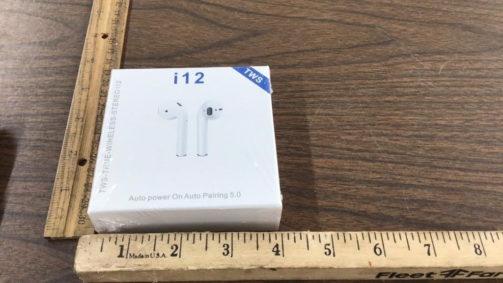 New wireless earphones