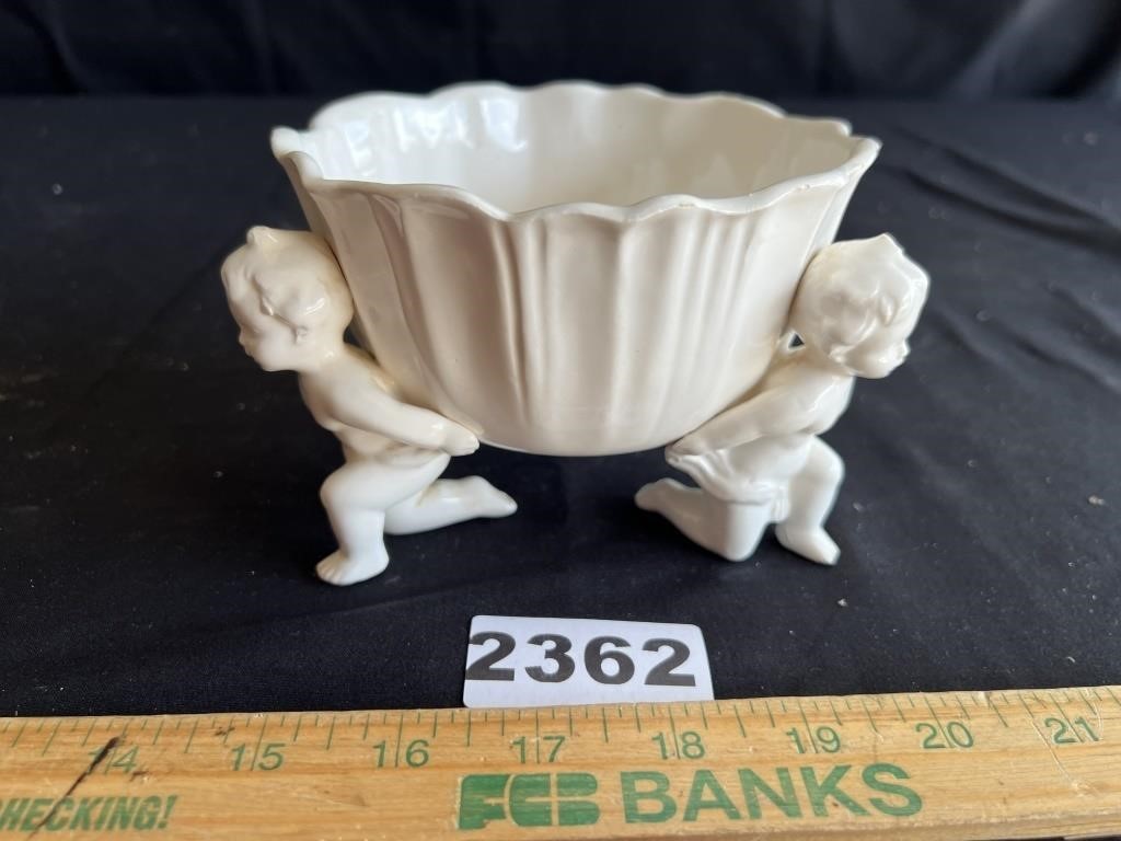 Lefton Cherub Footed Bowl