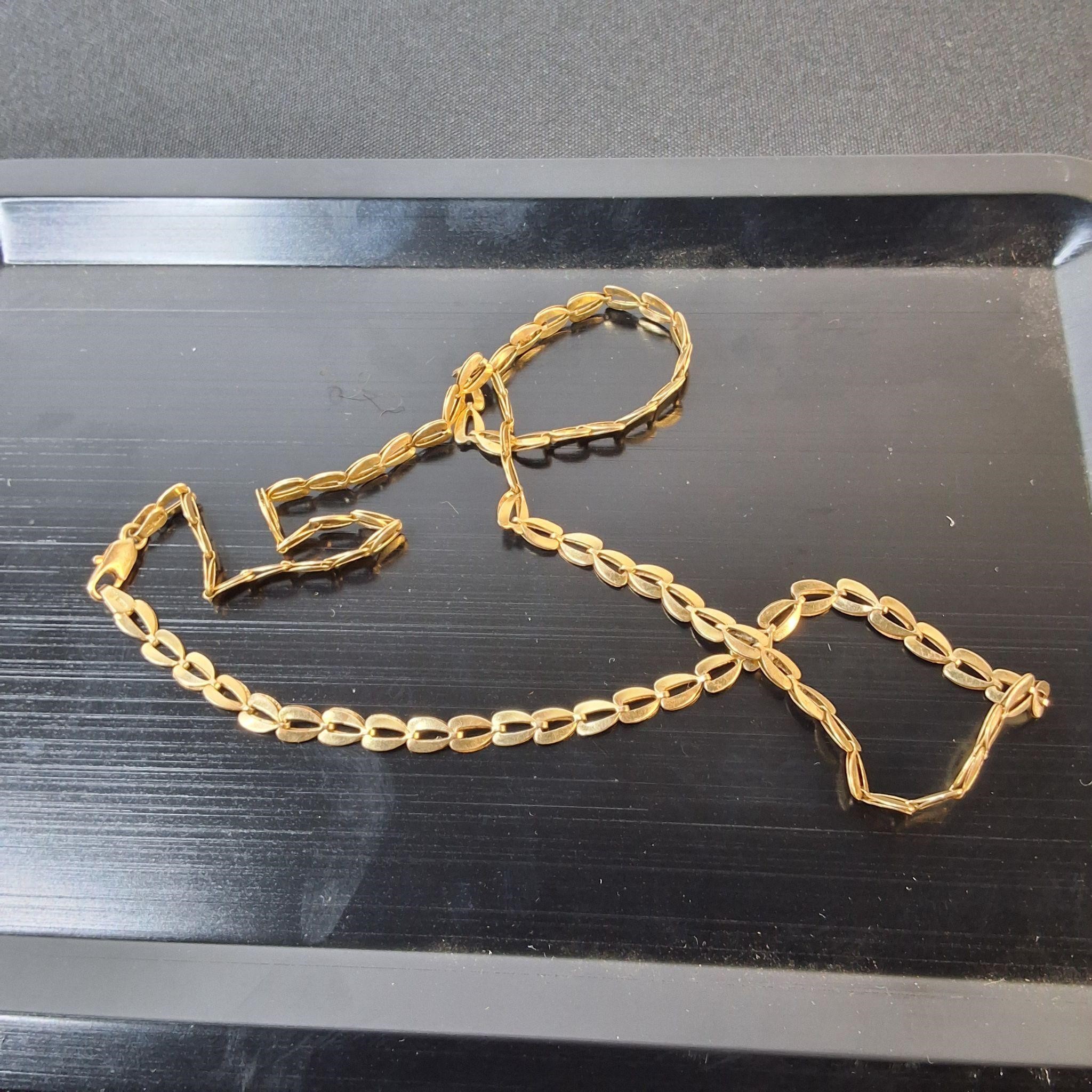 8.5 GRAM 18 INCH CHAIN MARKED 14K ITALY