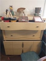 RETRO-STYLE CHEST OF 4- DRAWERS