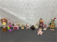 Assorted small dolls, figures and misc