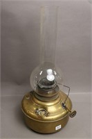 VALOR OIL LAMP WITH GLASS SHADE 9X19