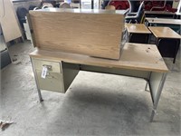 5 Drawer Teacher's Desk