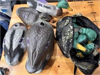 Duck Decoys with bag