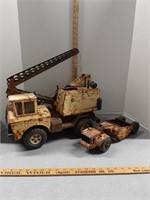 Tonka pressed metal crane truck and grater