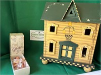 Dollhouse & Efanbee Doll Wee Patsy Cake