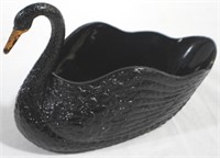 L E Smith Black Amethyst Swan, 9 x 4.5 x 5.5