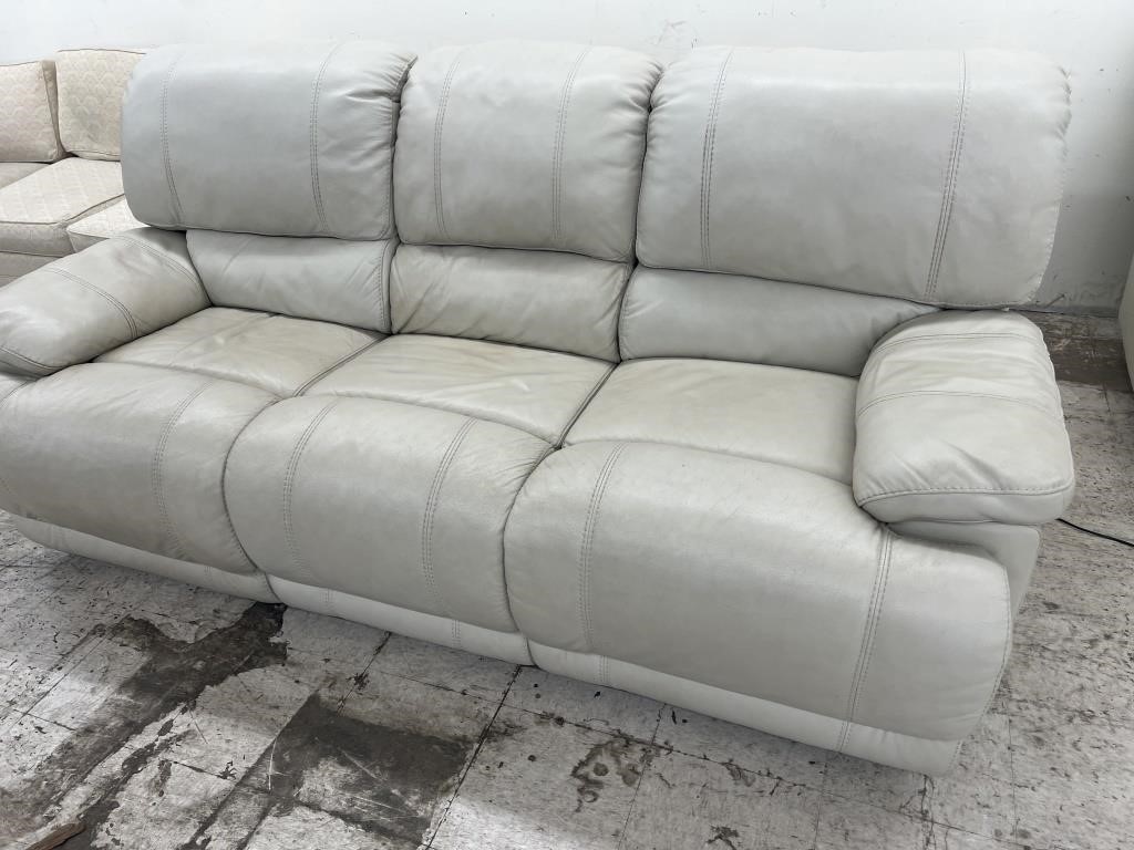 Reclining Couch (works) (no cord)