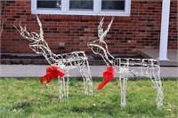 (2) Wire Christmas deer (some lights worked when