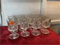 Set of vintage 12 Kings Crown goblets