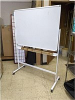 ROLL AROUND WHITE BOARD