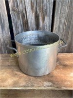 Toroware pot
