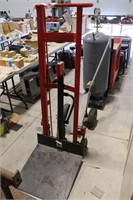 DAYTON HYD PLATFORM LIFTER 750LBS CAPACITY